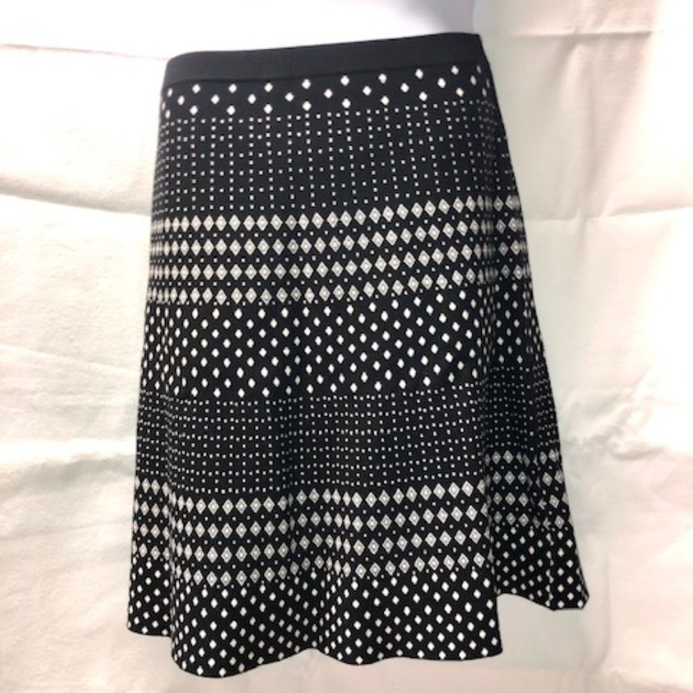🍩 XL Roz & Ali Black and White Skirt
